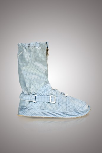 Бахилы для чистых помещений, укороченные, на твердой подошве из износостойкого листового материала, на молнии Фото 3