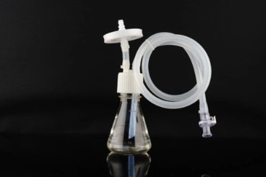 Передаточная крышка для колбы Эрленмейера, с трубкой 1/8 дюйма, с разъёмом и крышкой Луер с резьбой, стерильная, 1 шт./уп., 4 уп./кор., Nest, Китай