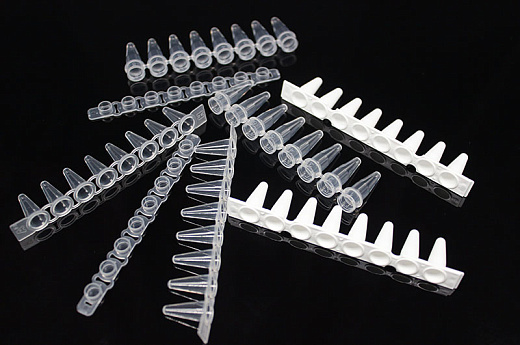 Пробирки для ПЦР в стрипах, 0,2 мл, 1×8, с плоскими оптически прозрачными крышками, прозрачные, разрезаемые