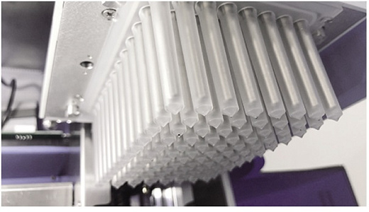 Запатентованная конструкция автоматической загрузки и разгрузки гребенки наконечника магнитного стержня