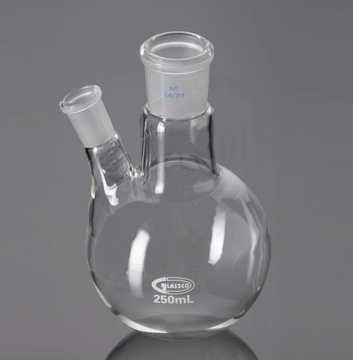 Колба двугорлая, угловая, 100 мл, высота 105 мм, центральный шлиф 24/29, боковой шлиф 14/23, 1 шт. в упаковке, Glassco